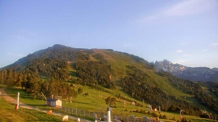 Webcam Ax 3 Domaines: Saquet 2000m