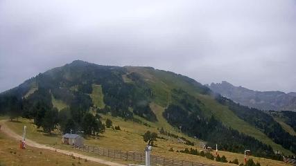 Ax 3 Domaines: Saquet 2000m (ax-ski.com)