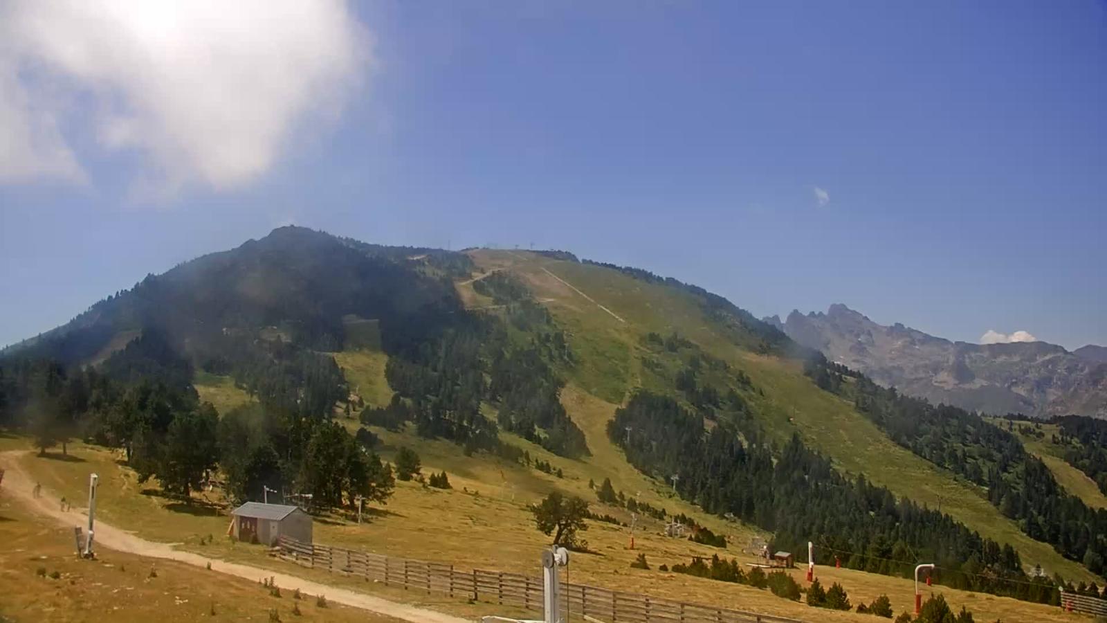 Webcam Ax 3 Domaines: Saquet 2000m