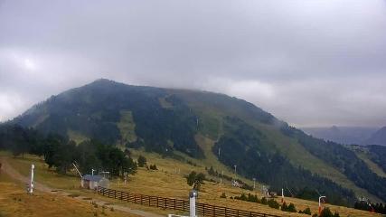 Ax 3 Domaines: Saquet 2000m (ax-ski.com)