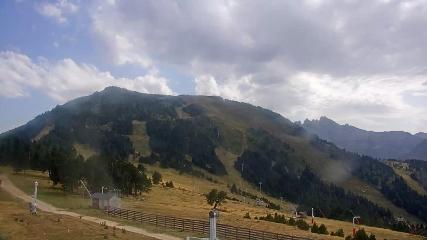 Ax 3 Domaines: Saquet 2000m (ax-ski.com)