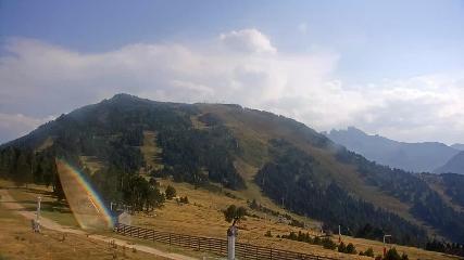 Ax 3 Domaines: Saquet 2000m (ax-ski.com)