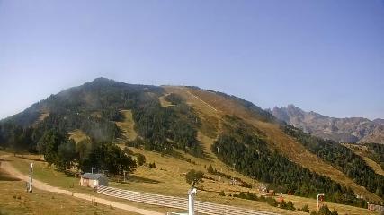 Ax 3 Domaines: Saquet 2000m (ax-ski.com)