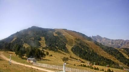 Ax 3 Domaines: Saquet 2000m (ax-ski.com)