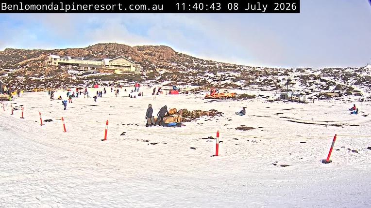 Webcam Ben Lomond:  Toboggan Village Poma