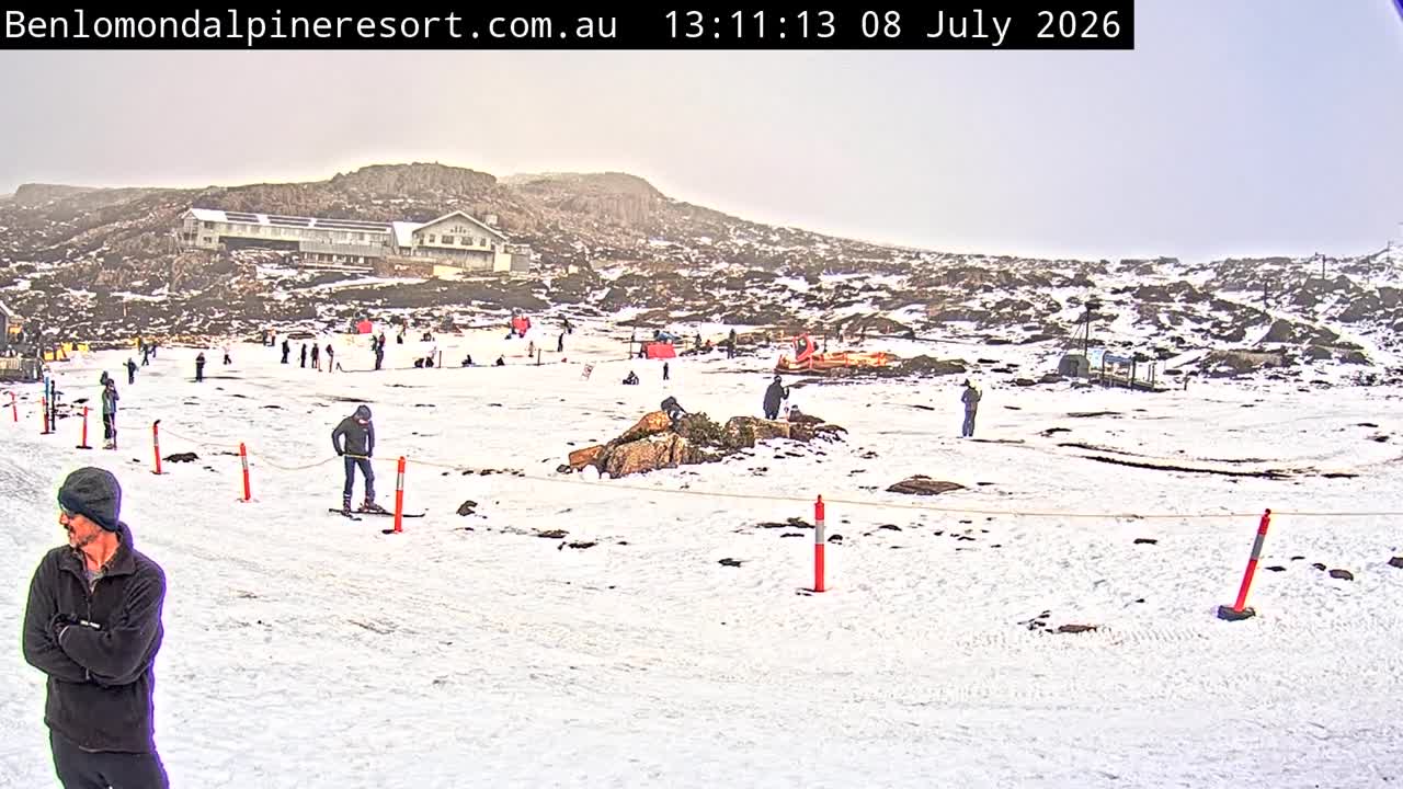 Webcam Ben Lomond:  Toboggan Village Poma