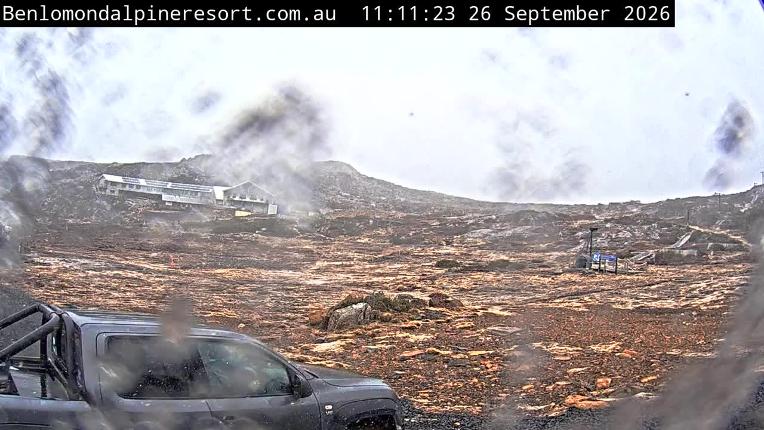 Webcam Ben Lomond:  Toboggan Village Poma