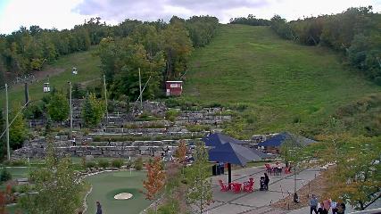 Blue Mountain: Base (bluemountain.ca)