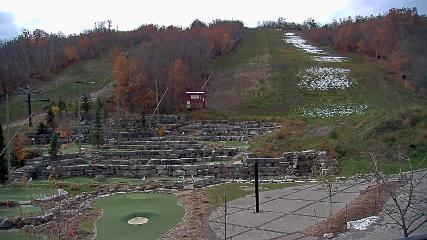 Blue Mountain: Base (bluemountain.ca)