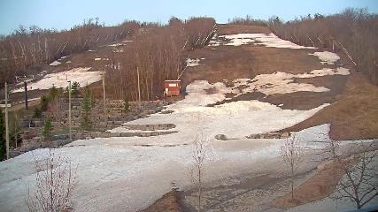 Blue Mountain: Base (bluemountain.ca)