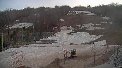 Blue Mountain: Base (bluemountain.ca)