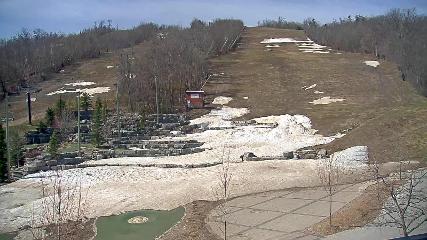 Blue Mountain: Base (bluemountain.ca)