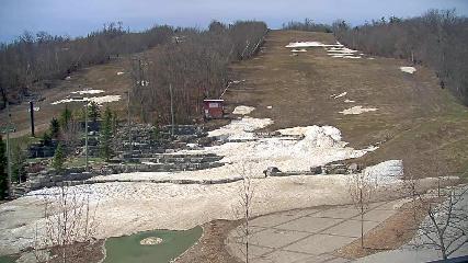 Blue Mountain: Base (bluemountain.ca)