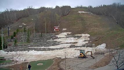 Blue Mountain: Base (bluemountain.ca)