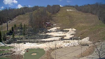 Blue Mountain: Base (bluemountain.ca)