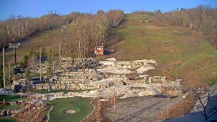Blue Mountain: Base (bluemountain.ca)