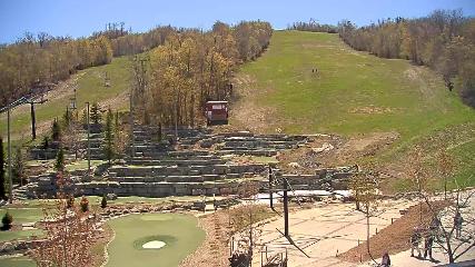 Blue Mountain: Base (bluemountain.ca)