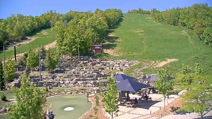 Blue Mountain: Base (bluemountain.ca)