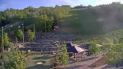 Blue Mountain: Base (bluemountain.ca)