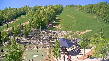 Blue Mountain: Base (bluemountain.ca)