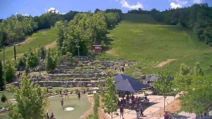 Blue Mountain: Base (bluemountain.ca)
