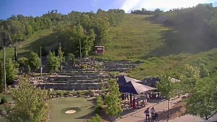 Blue Mountain: Base (bluemountain.ca)