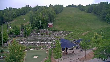 Blue Mountain: Base (bluemountain.ca)