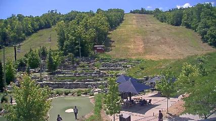 Blue Mountain: Base (bluemountain.ca)