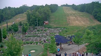 Blue Mountain: Base (bluemountain.ca)