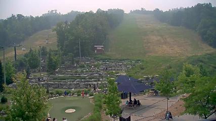 Blue Mountain: Base (bluemountain.ca)