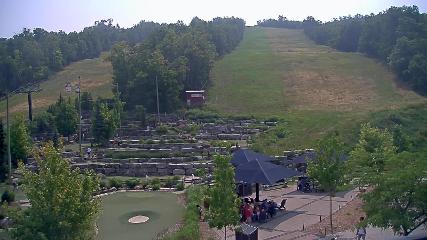 Blue Mountain: Base (bluemountain.ca)