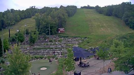 Blue Mountain: Base (bluemountain.ca)
