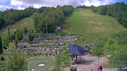 Blue Mountain: Base (bluemountain.ca)