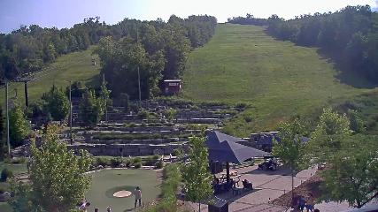 Blue Mountain: Base (bluemountain.ca)