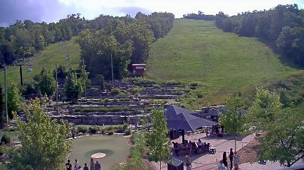 Blue Mountain: Base (bluemountain.ca)
