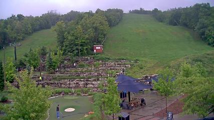 Blue Mountain: Base (bluemountain.ca)