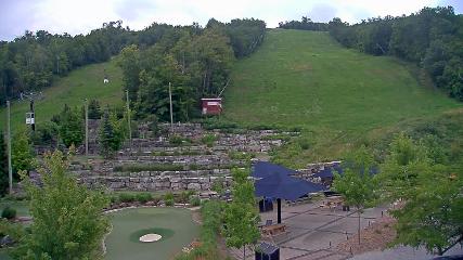 Blue Mountain: Base (bluemountain.ca)