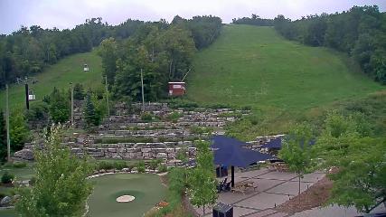 Blue Mountain: Base (bluemountain.ca)