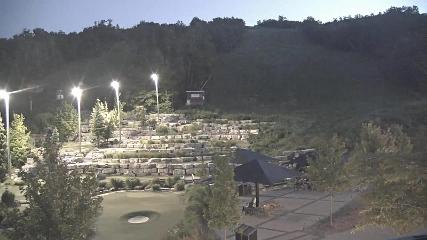 Blue Mountain: Base (bluemountain.ca)