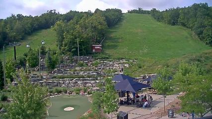 Blue Mountain: Base (bluemountain.ca)