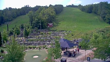 Blue Mountain: Base (bluemountain.ca)