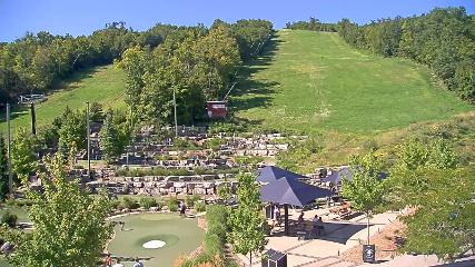 Blue Mountain: Base (bluemountain.ca)