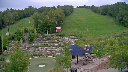 Blue Mountain: Base (bluemountain.ca)