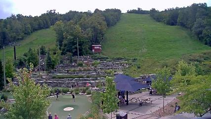 Blue Mountain: Base (bluemountain.ca)