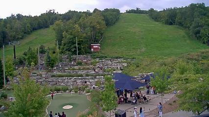 Blue Mountain: Base (bluemountain.ca)