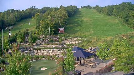 Blue Mountain: Base (bluemountain.ca)