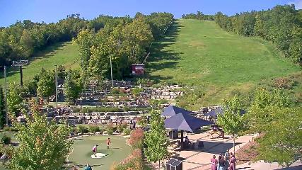 Blue Mountain: Base (bluemountain.ca)