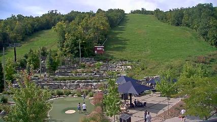 Blue Mountain: Base (bluemountain.ca)