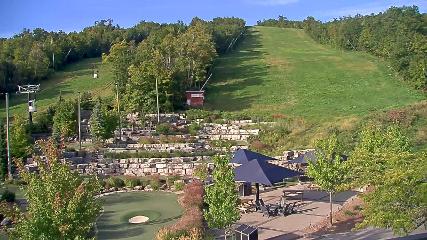 Blue Mountain: Base (bluemountain.ca)