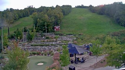 Blue Mountain: Base (bluemountain.ca)